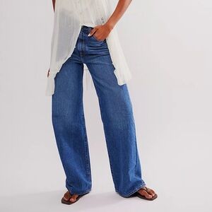 Levi's Ribcage Wide-Leg Jeans
